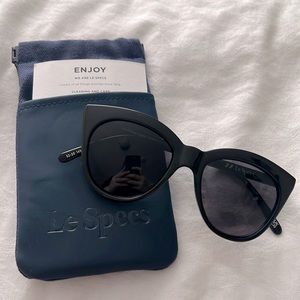 Les Specs Air Heart Sunglasses